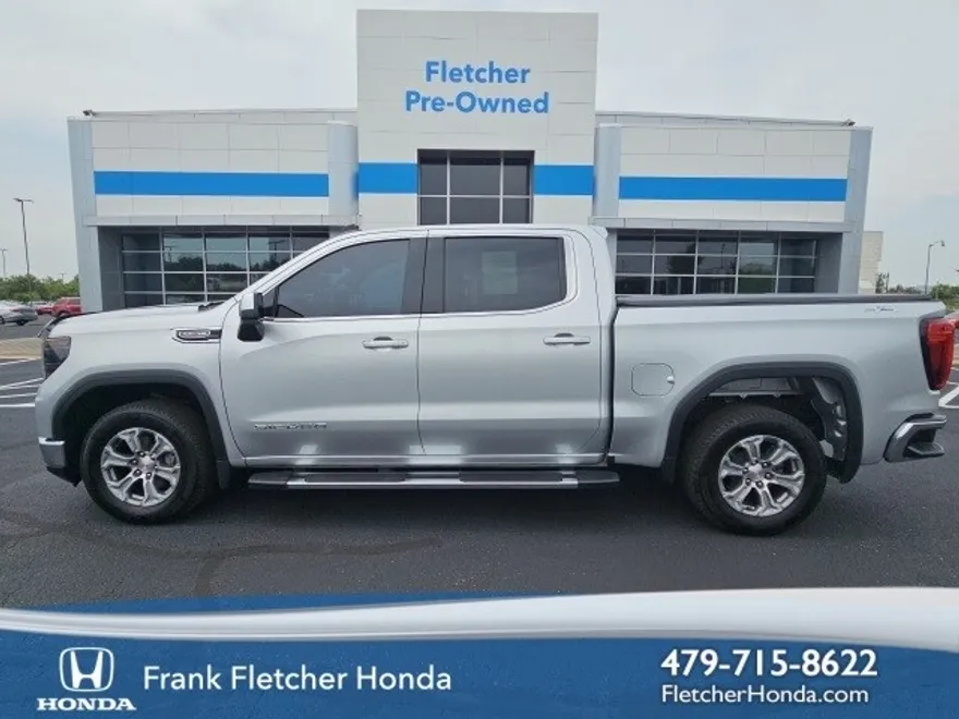 2022 Gmc Sierra 1500 SLE photo 1
