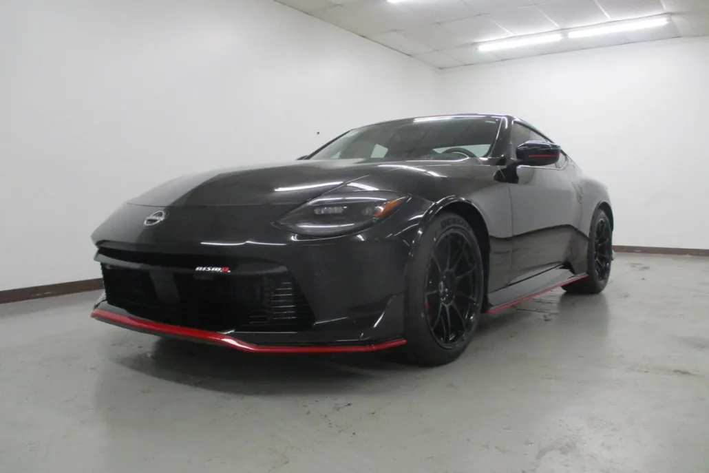 2024 Nissan Z Nismo photo 1