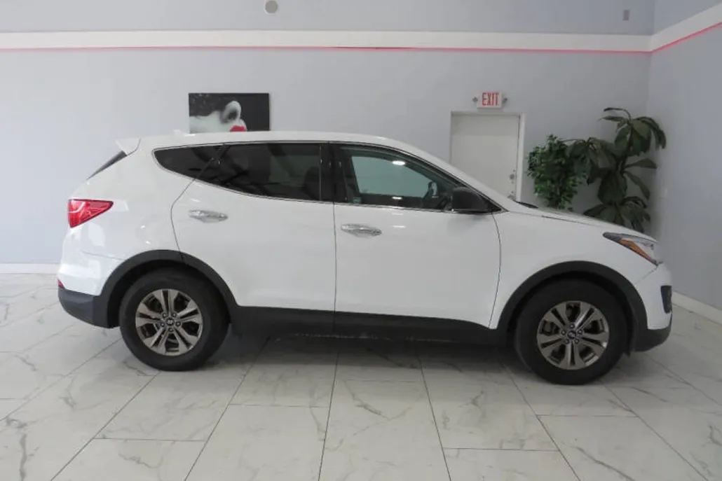 2016 Hyundai Santa Fe Sport Base photo 1