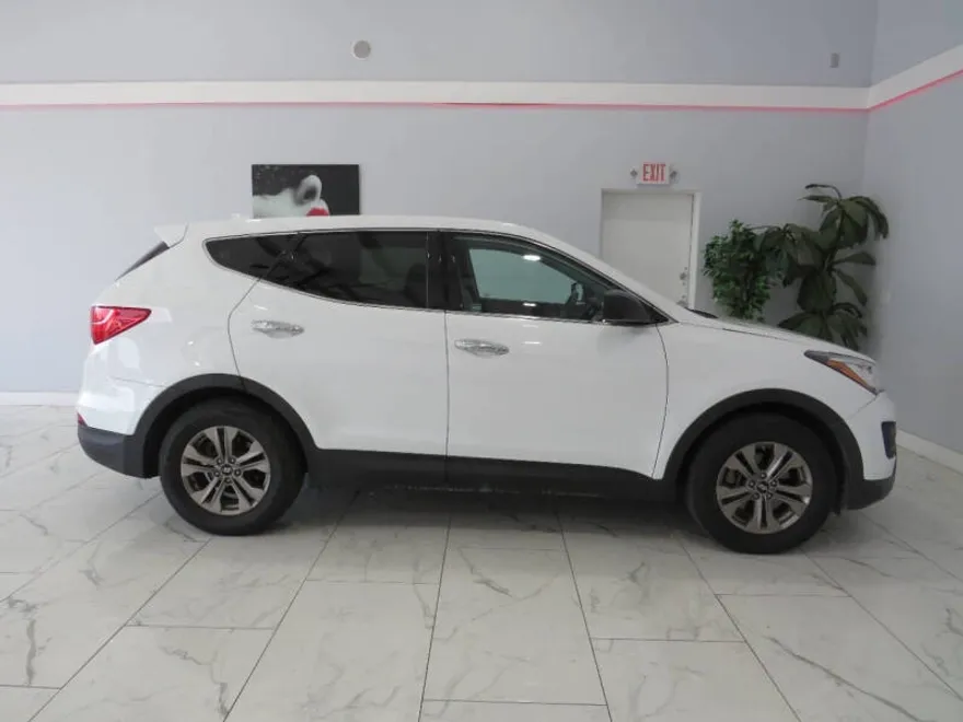 2016 Hyundai Santa Fe Sport Base photo 1