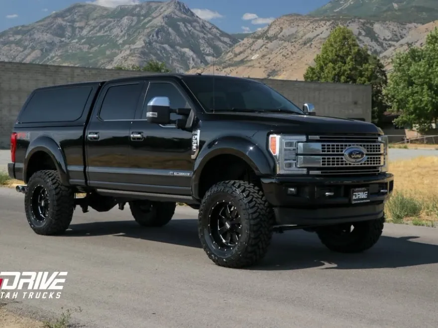 2017 Ford F-350 Platinum photo 1