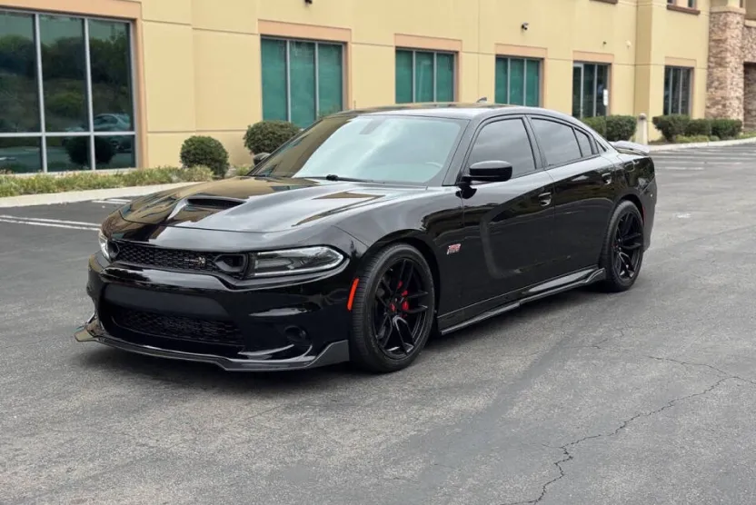 2020 Dodge Charger Scat Pack photo 1