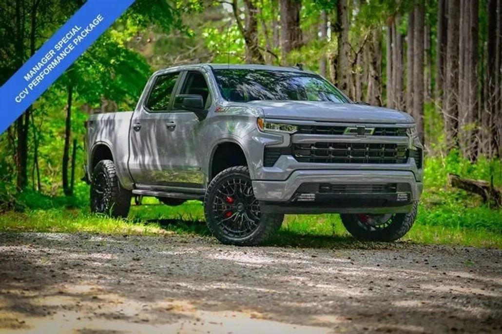 2025 Chevrolet Silverado 1500 RST photo 1