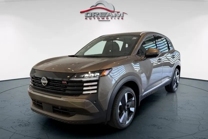2025 Nissan Kicks SR photo 1