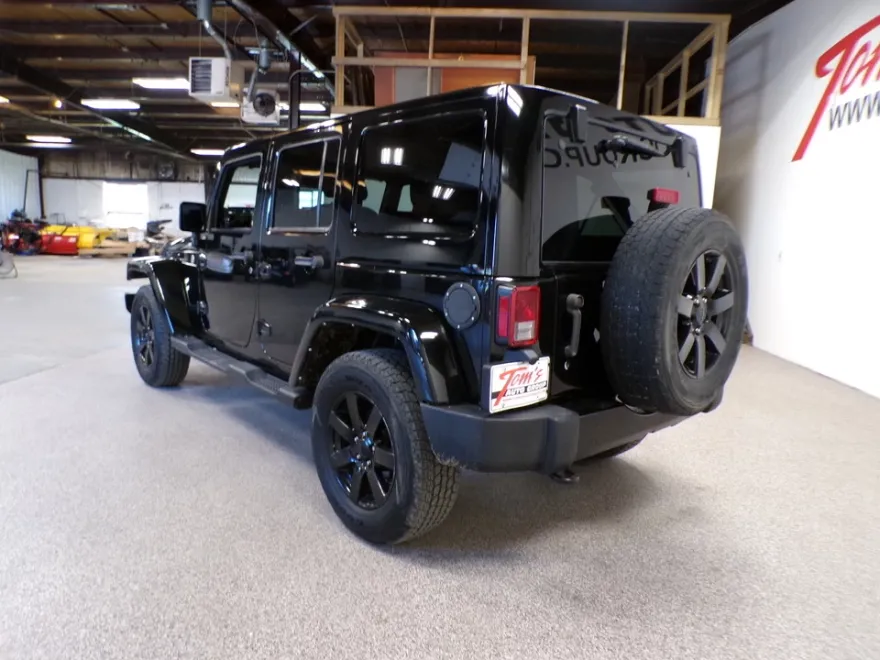 2014 Jeep Wrangler Altitude photo 1