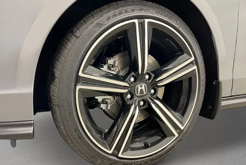 2025 Honda Accord Sport photo 1