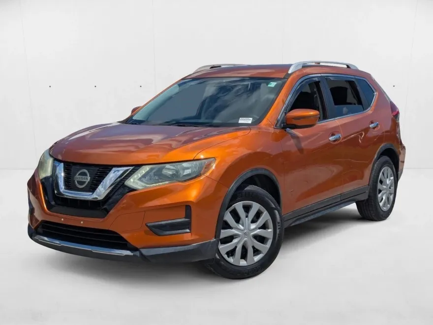 2017 Nissan Rogue S photo 1