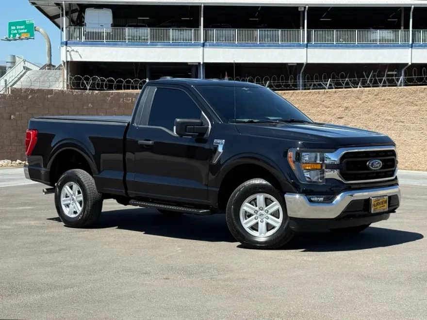 2023 Ford F-150 XLT photo 1