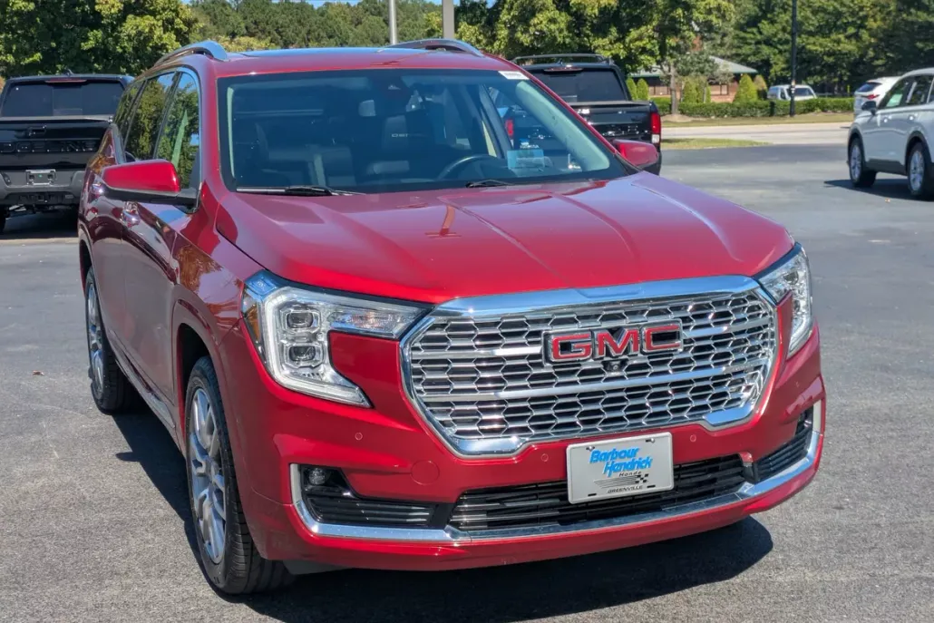 2022 Gmc Terrain Denali photo 1