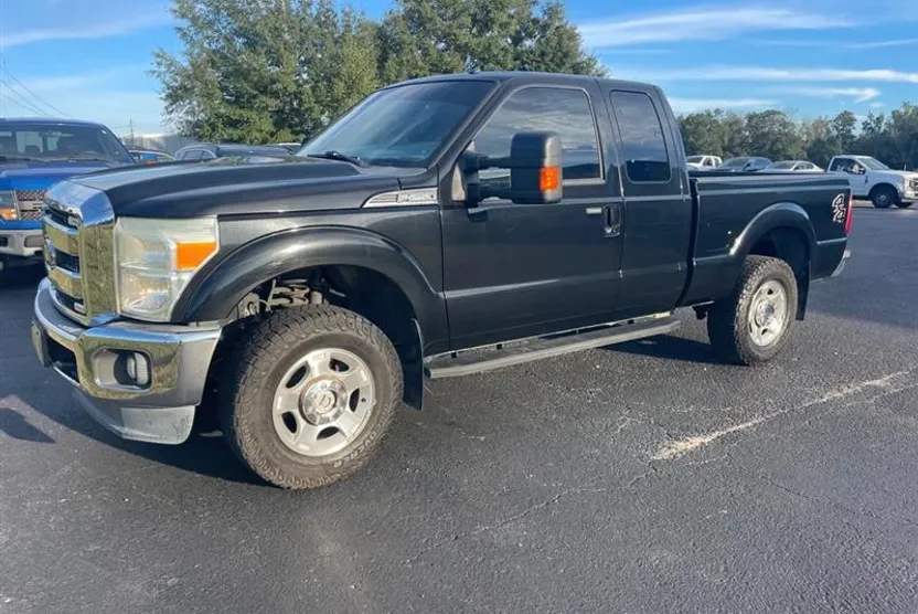 2016 Ford F-250 XL photo 1