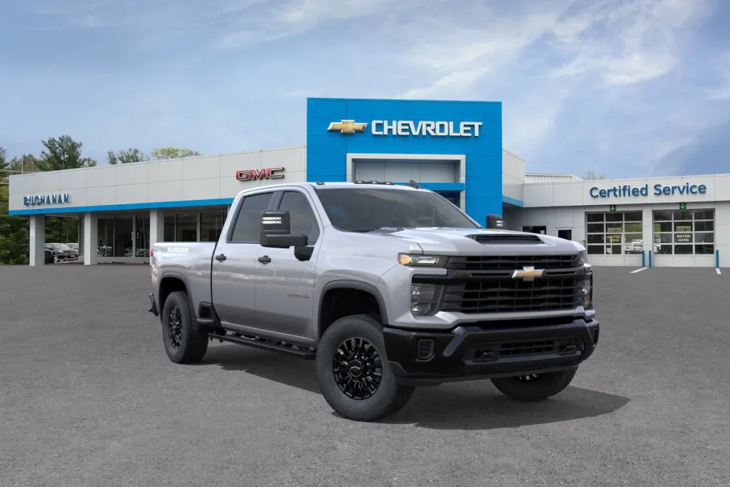 2025 Chevrolet Silverado 3500HD photo 1