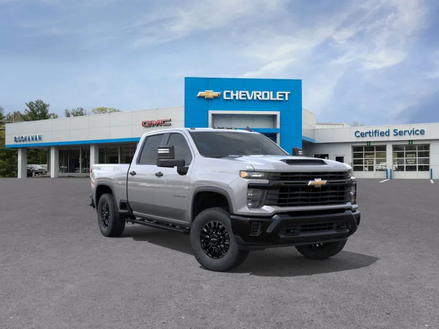 2025 Chevrolet Silverado 3500HD photo 1