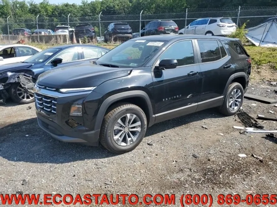 2025 Chevrolet Equinox LT photo 1