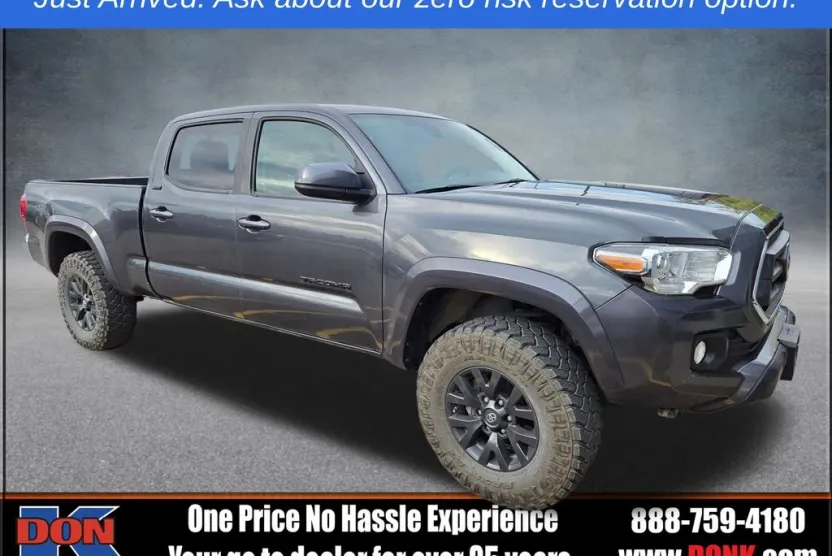 2020 Toyota Tacoma SR5 4x4 photo 1