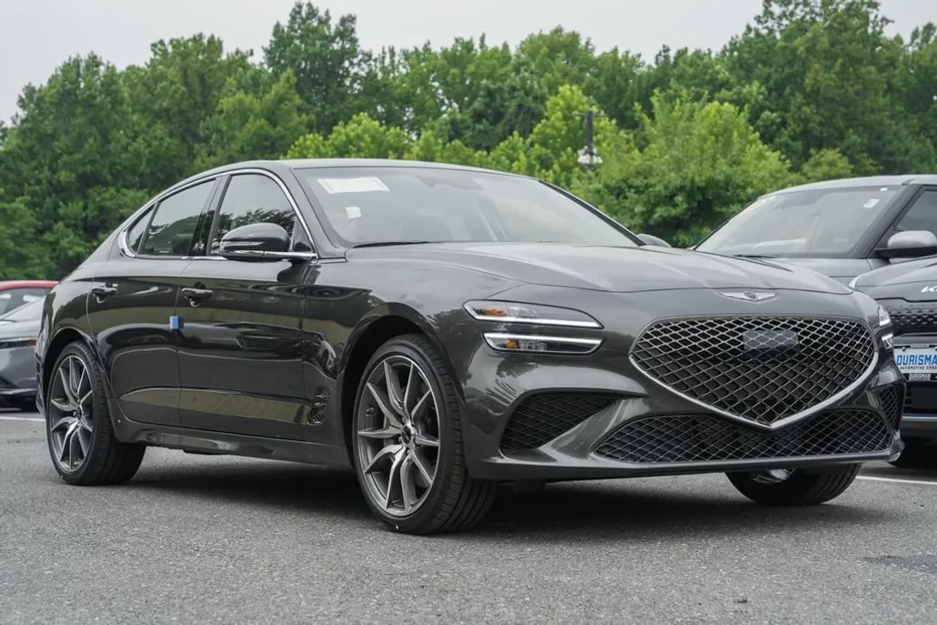 2026 Genesis G70 2.5T photo 1