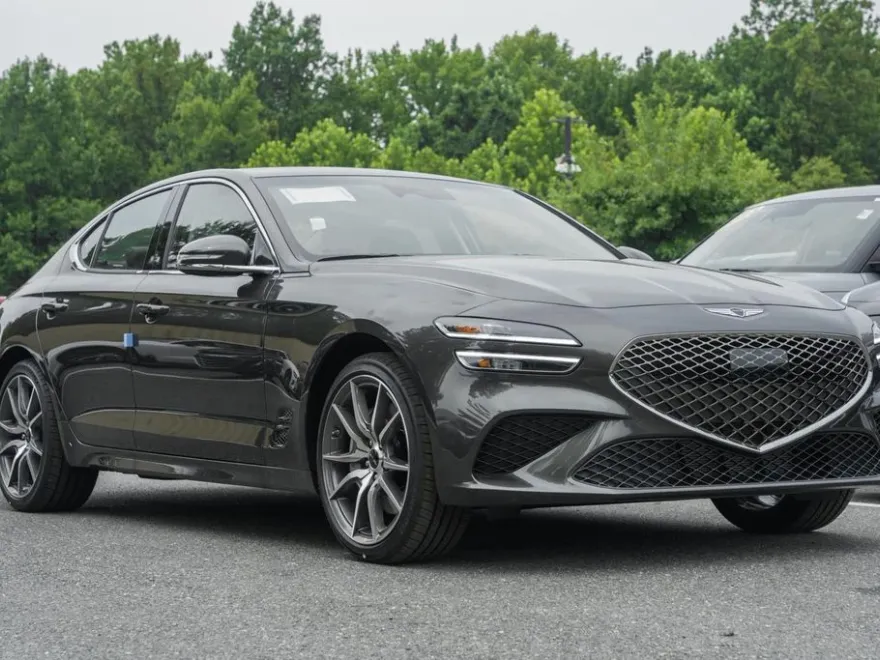2026 Genesis G70 2.5T photo 1