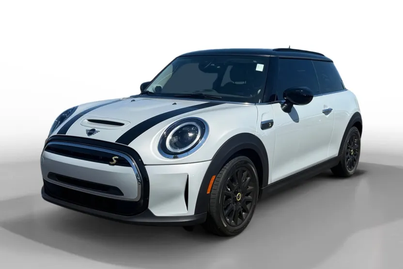 2023 Mini Cooper Hardtop SE photo 1