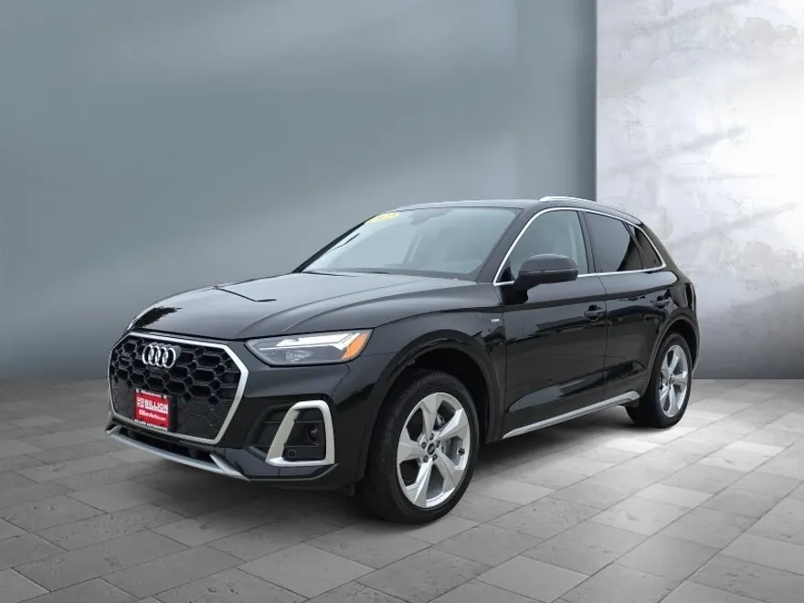 2022 Audi Q5 S line Premium Plus photo 1