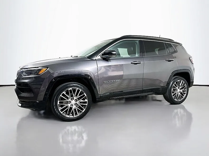 2022 Jeep Compass Limited photo 1