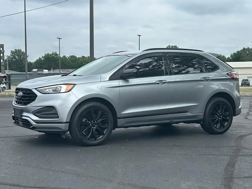 2023 Ford Edge SE photo 15