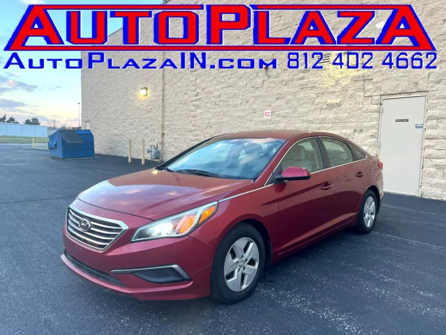 2016 Hyundai Sonata SE photo 1