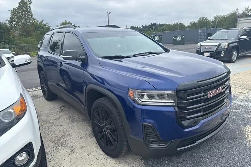 2023 Gmc Acadia SLE photo 1