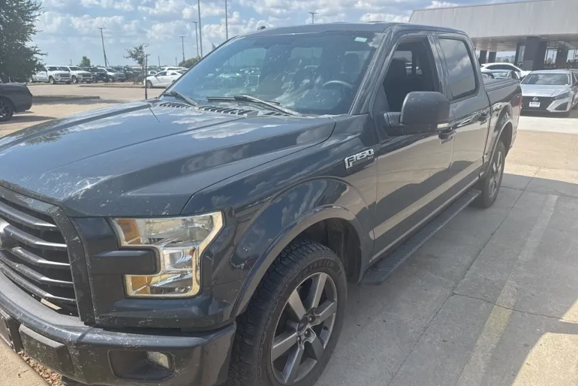 2016 Ford F-150 photo 1