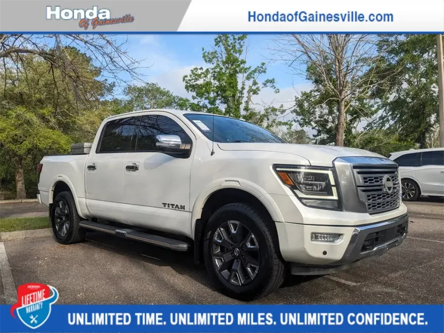 2021 Nissan Titan Platinum Reserve photo 1
