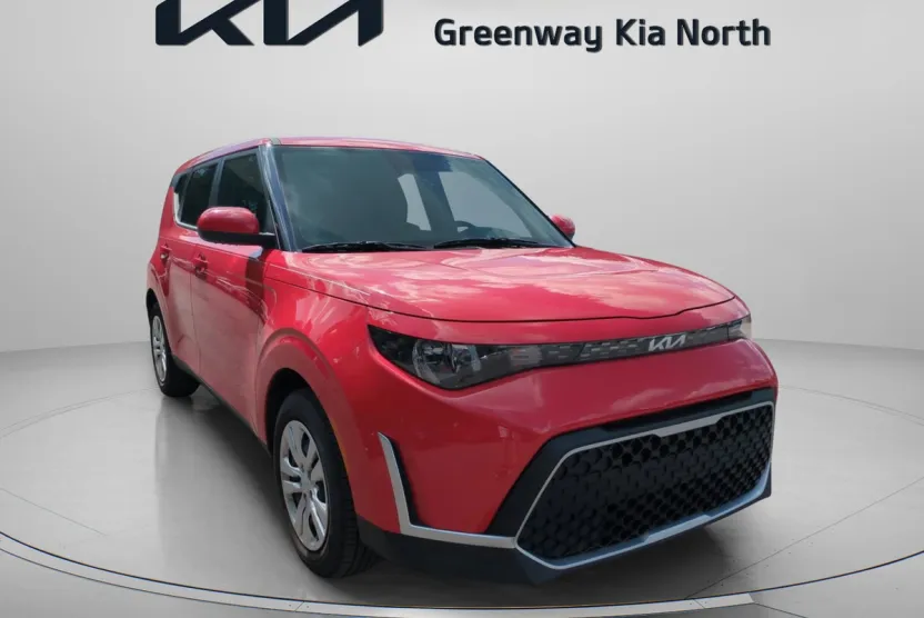 2025 Kia Soul LX photo 1