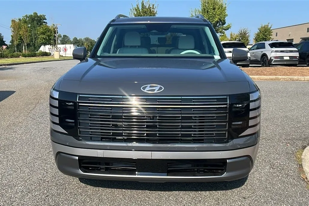 2026 Hyundai Palisade Limited photo 1