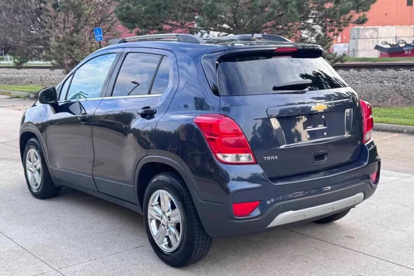 2019 Chevrolet Trax LT photo 1