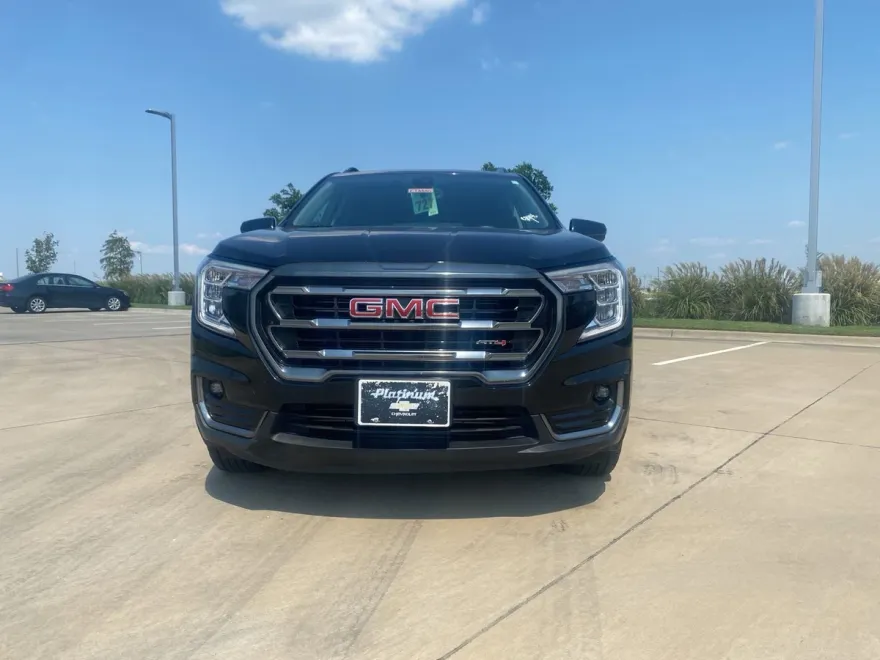 2023 Gmc Terrain AT4 photo 1