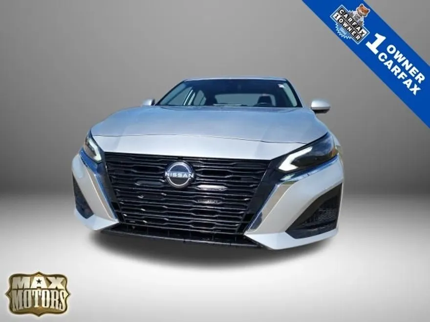 2023 Nissan Altima 2.5 SL photo 1