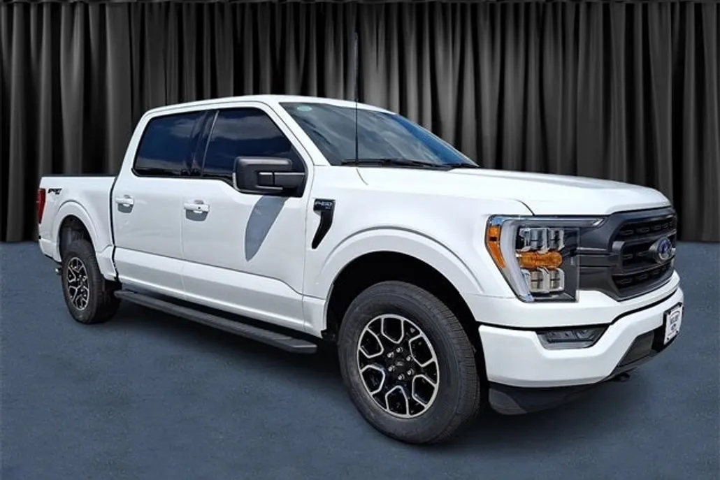 2023 Ford F-150 XLT photo 1