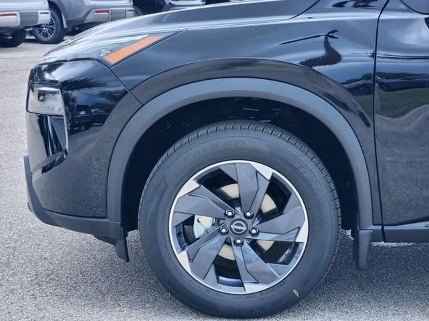 2026 Nissan Rogue SV photo 1