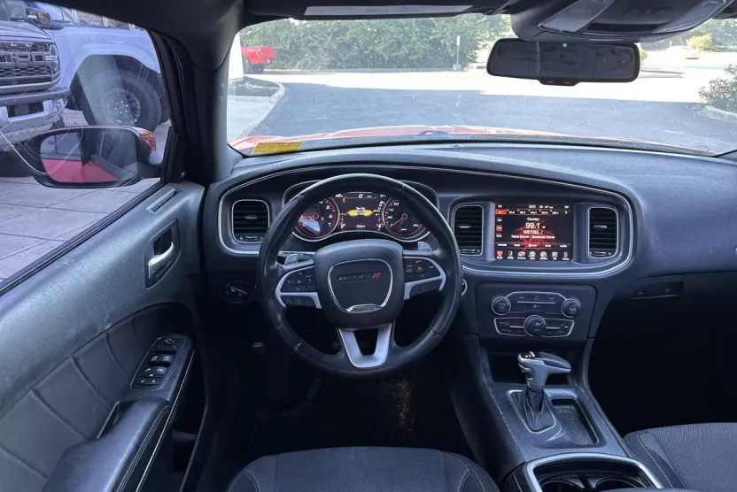 2015 Dodge Charger R/T photo 1