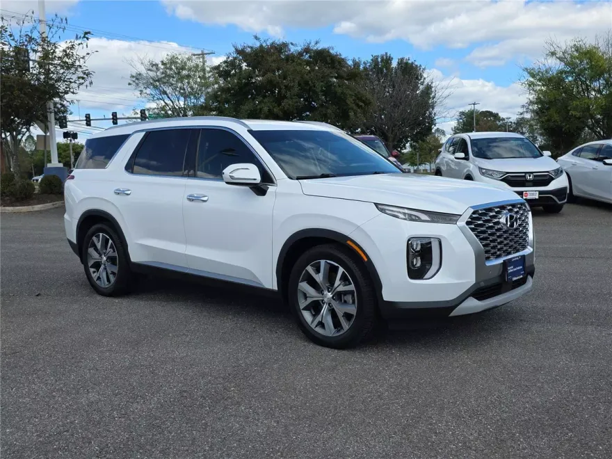 2020 Hyundai Palisade SEL photo 1