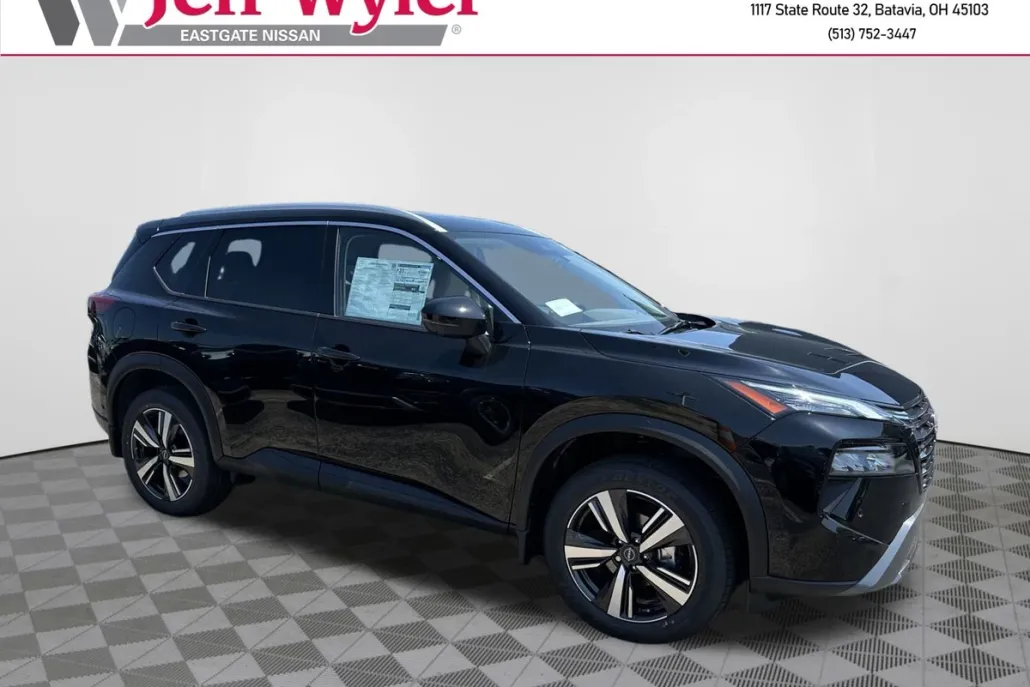 2025 Nissan Rogue SL photo 1