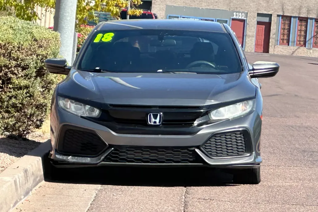 2018 Honda Civic LX photo 1