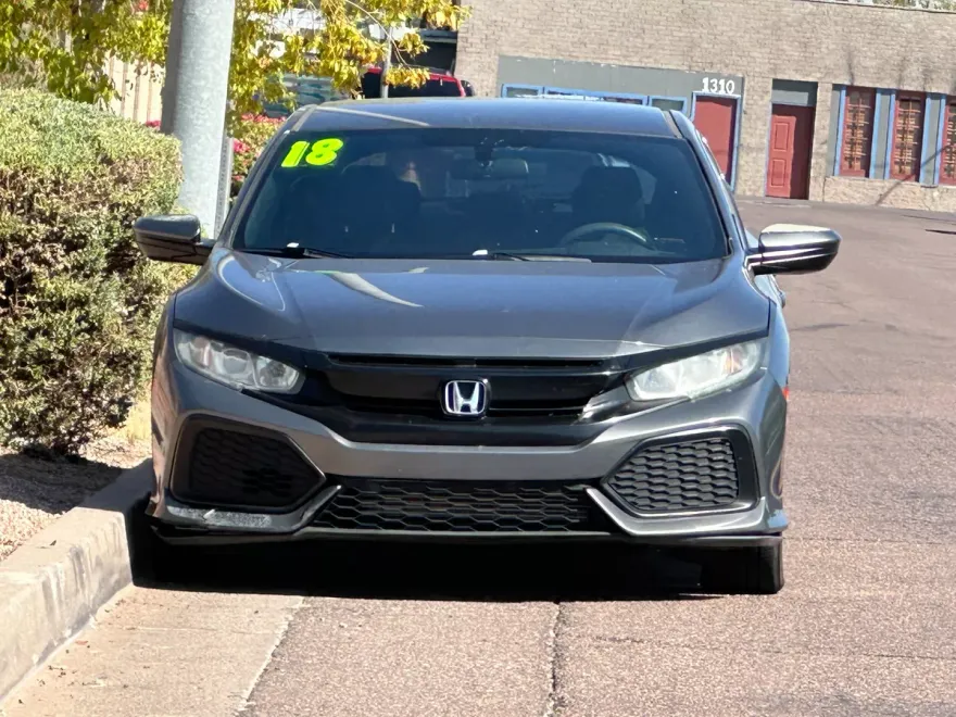 2018 Honda Civic LX photo 1