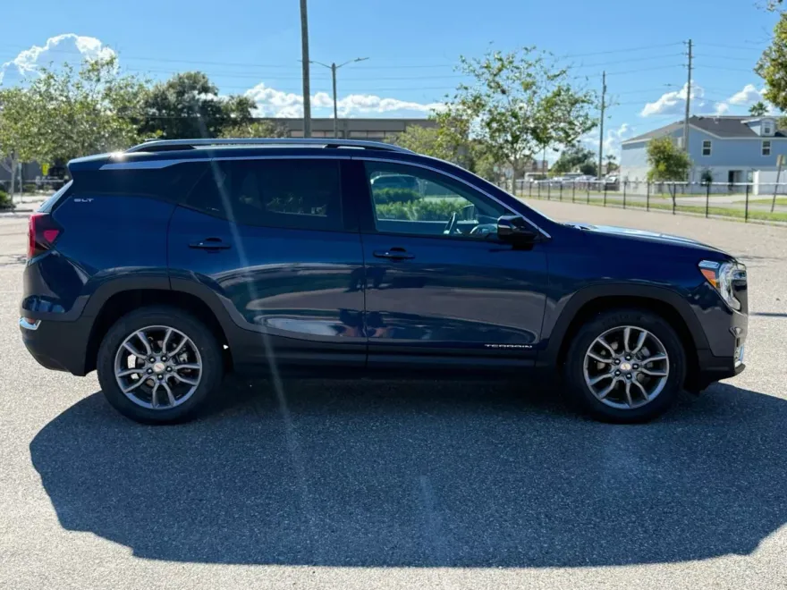 2023 Gmc Terrain SLT photo 1