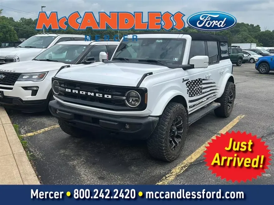 2023 Ford Bronco Outer Banks photo 1