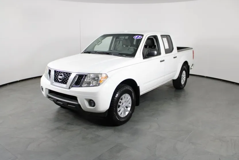 2017 Nissan Frontier SV photo 1