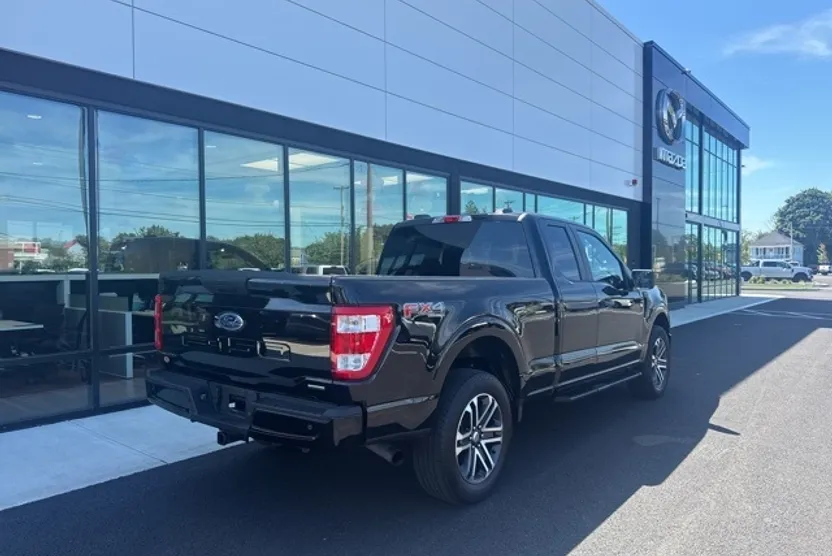 2023 Ford F-150 XL photo 1