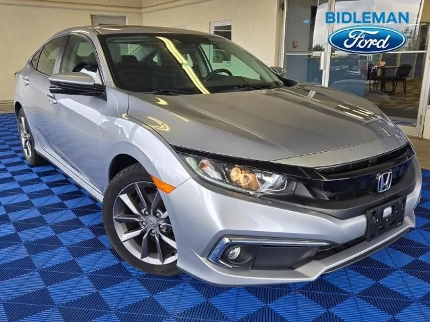 2019 Honda Civic EX photo 1