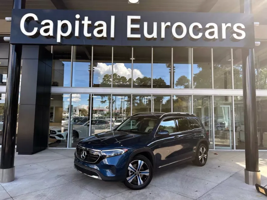 2023 Mercedes Benz EQB 250+ photo 1