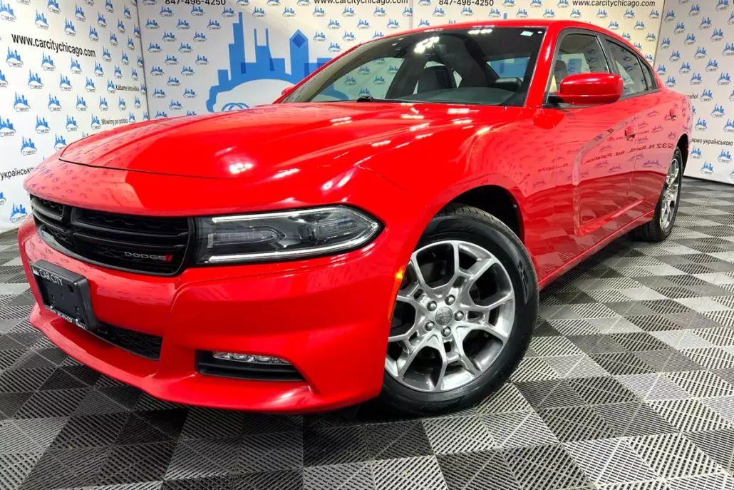 2016 Dodge Charger SXT AWD photo 1