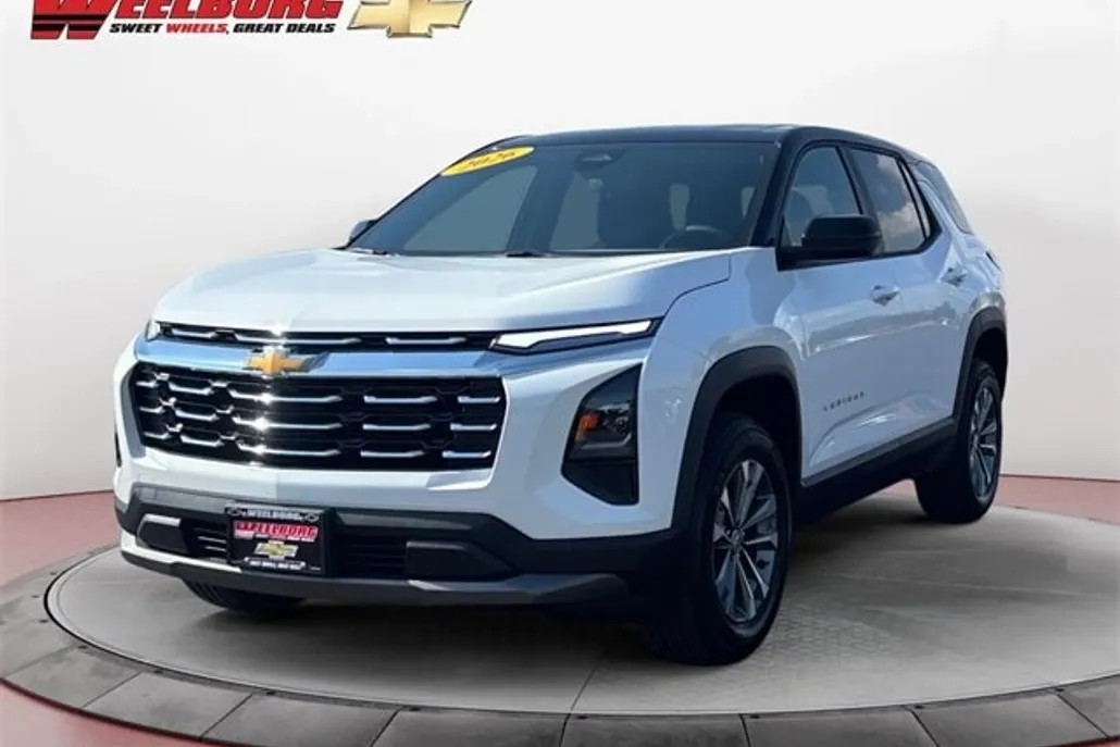 2026 Chevrolet Equinox LT photo 1