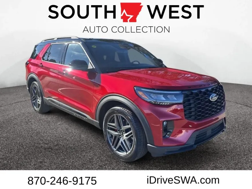 2025 Ford Explorer ST photo 1