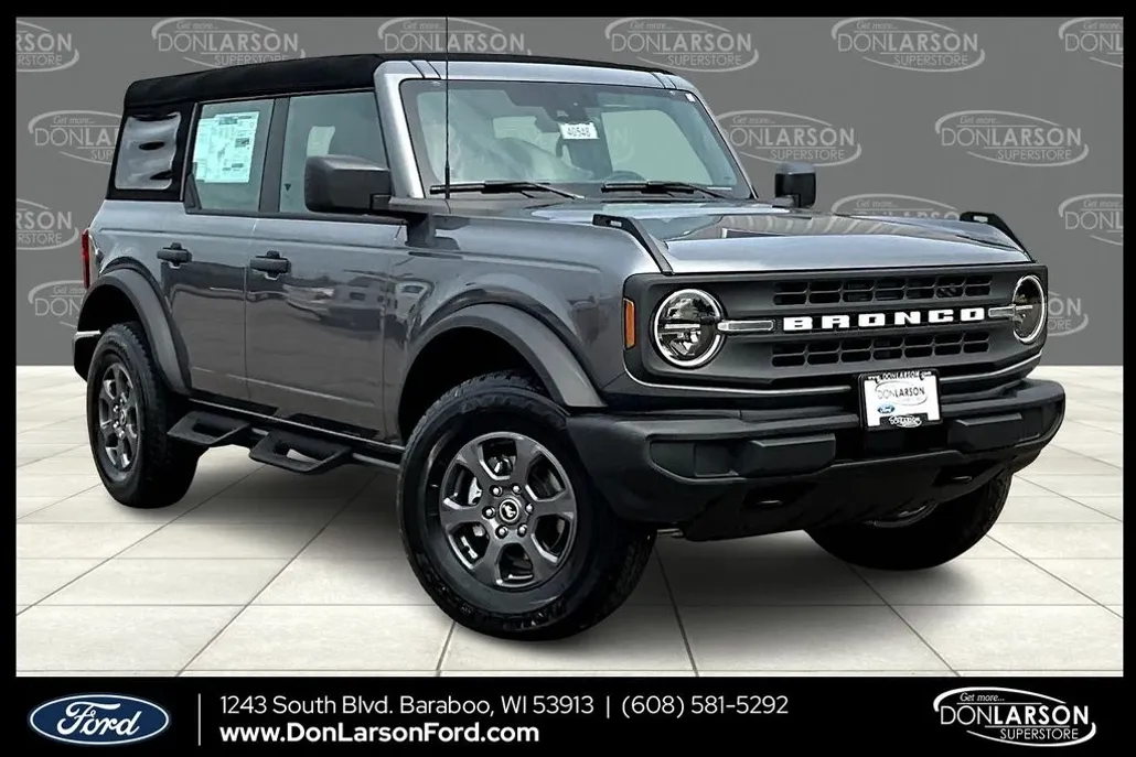 2025 Ford Bronco Base photo 1